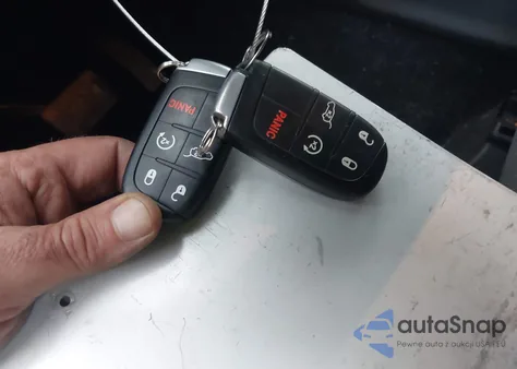 2014 Jeep Grand Cherokee Laredo из США, поврежденный, VIN 1C4RJFAG6EC135055